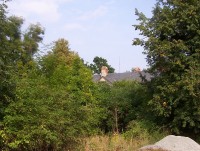 Nenakonice-zámek schovaný v zdevatovaném parku-Foto:Ulrych Mir.