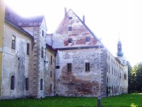 Janovice-zámek-severní část-Foto:Ulrych Mir.