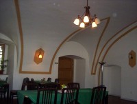 Svatý Kopeček-restaurace Fojtství-interiér bývalého fojtství.jpg