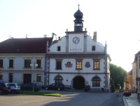 Nové Hrady-radnice na západní straně náměstí-Foto:Ulrych Mir.