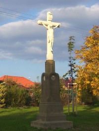 Bukovany-kříž na křižovatce ulic ke kostelu a k chatám-Foto:Ulrych Mir.
