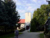 Bukovany-kostel z přístupové cesty-Foto:Ulrych Mir.