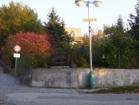 Samotišky-zahrada bývalého svobodného dvora a dědičné rychty s pamětní deskou-Foto:Ulrych Mir.