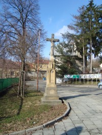 Droždín-kříž z r.1870 u ZŠ-Foto:Ulrych Mir.