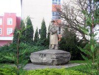 Velká Bystřice-pomník T.G.Masaryka před ZŠ-Foto:Ulrych Mir.