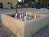 Velká Bystřice-Zámecké náměstí s fontánou-Foto:Ulrych Mir.