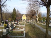 Svatý Kopeček-starý hřbitov s kaplí sv.Barbory z r.1718 a kříž z r.1768-Foto:Ulrych Mir.