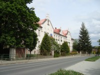 Svatý Kopeček-Radíkovská ulice-bývalý klášter Milosrdných sester, nyní ZŠ-Foto:Ulrych Mir.
