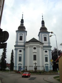 Žámberk-kostel sv. Václava z Kostelní ulice-Foto:Ulrych Mir.