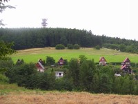 Radíkov-chatová osada u přehrady a telekomunikační věž-Foto:Ulrych Mir.