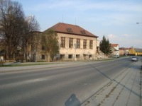 Černovír-Heydukova ulice-bývalý Dělnický dům za mostem-Foto:Ulrych Mir.