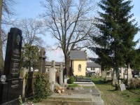 Černovír-Na Vlčinci-hrobka ve tvaru kapličky-Foto:Ulrych Mir. 