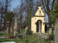 Černovír-Na Vlčinci-hrobka ve tvaru kapličky-Foto:Ulrych Mir.