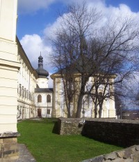 Klášter Hradisko-kaple sv.Štěpána Prvomučedníka z r.1731 na východní straně kláštera-Foto:Ulrych Mir.