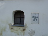 Neředín-pamětní deska obětem II.světové války na kapli Panny Marie Loretánské z r.1771-Foto:Ulrych Mir.