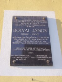 Olomouc-1.máje-Hanácká kasárna-pamětní deska na maďarského důstojníka a vědce Bolyai Jánose-Foto:Ulrych Mir.