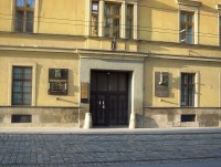 Olomouc-1.máje-Hanácká kasárna-vstupní portál s pamětními deskami-Foto:Ulrych Mir.