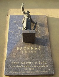 Olomouc-1.máje-Hanácká kasárna-pamětní deska na bitvu u Bachmače-Foto:Ulrych Mir.