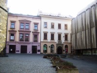 Olomouc-Úzká ulice-zadní část Edelmanova paláce s portálem pánů Bruntálských z Vrbna-Foto:Ulrych Mir.