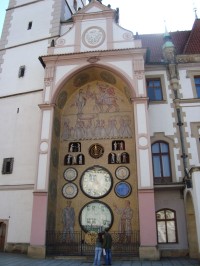 Olomouc-Horní náměstí-Radnice-orloj-Foto:Ulrych Mir.