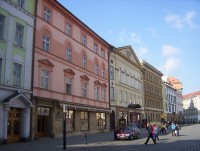 Olomouc-Horní  náměstí-západní strana náměstí-Moravské divadlo a kavárna Opera-Foto:Ulrych Mir.