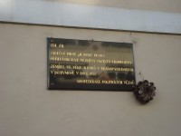 Olomouc-ulice Hanáckého pluku-pamětní deska na domě válečného pilota plk.Josefa Brykse-Foto:Ulrych Mir.