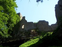 Choustník-hrad-menší hradní věž na jižním paláci-Foto:Ulrych Mir.