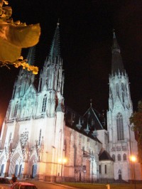Olomouc-Václavské náměstí a katedrála sv.Václava v noci-Foto:Ulrych Mir.