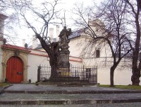 Olomouc-Václavské náměstí-Římskokatolická farnost sv.Václava-socha sv.J.Nepomuckého-Foto:Ulrych Mir.