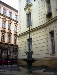 Olomouc-Fontana Pramen živé vody sv.Sarkandra na nádvoří před kaplí sv.Sarkandra-Foto:Ulrych Mir.
