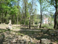 Poutní místo Stará Voda u Libavé-částečně obnovený starý hřbitov-Foto:Ulrych Mir.