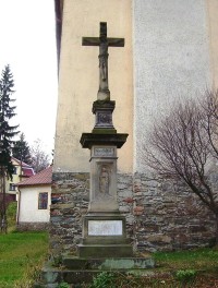 Domašov nad Bystřicí-kříž z r.1878 u kostela-Foto:Ulrych Mir.