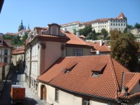 Praha-Kolovratský palác a Valdštejnská ulice a Pražský hrad-Foto:Ulrych Mir.