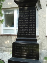 Velký Újezd-pomník padlým za bývalou školou-Foto:Ulrych Mir.
