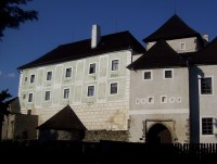 Nové Hrady-hrad-západní průčelí s bránou-Foto:Ulrych Mir.