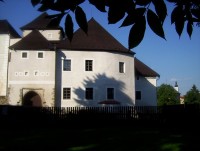 Nové Hrady-hrad-západní průčelí s bránou-Foto:Ulrych Mir.