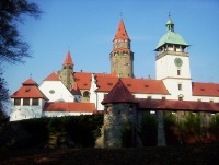 Bouzov-hrad z parku-Foto:Ulrych Mir.