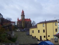 Bouzov-hrad z městečka-Foto:Ulrych Mir.