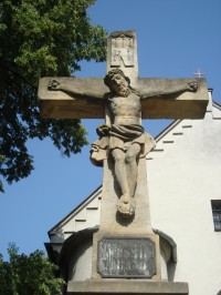 Drahanovice-kříž před kostelem sv.Jakuba Většího-detail-Foto:Ulrych Mir.