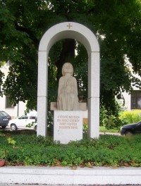 Libice nad Cidlinou-památník Sv.Vojtěcha na návsi-Foto:Ulrych Mir.