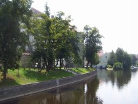 Písek-nábřeží za hradem a městská elektrárna z Kamenného mostu-Foto:Ulrych Mir.