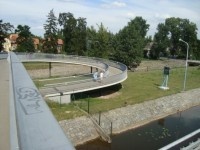 Poděbrady-spirálová lávka pro pěší přes plavební kanál na Labi-Foto:Ulrych Mir.