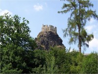 Trosky-hrad-věž Baba-Foto:Ulrych Mir.