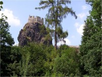Trosky-hrad-věž Baba-Foto:Ulrych Mir.