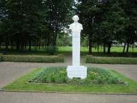 Holešov-zámecký park s pomníkem hudebního skladatele F.X.Richtera-Foto:Ulrych Mir. 