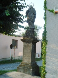 Loštice-socha sv. Jana Nepomuckého na Olomoucké ulici