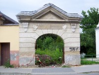 Mohelnice-brána bývalé hřbitovní ohradní zdi před rekonstrukcí-Foto:Ulrych Mir.