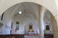 Interiér kostela sv. Vavřince