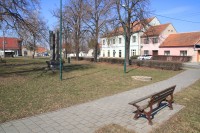 Vojkovice - park v centru obce