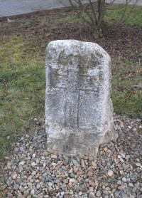 Brno-Dolní Heršpice - křížový kámen